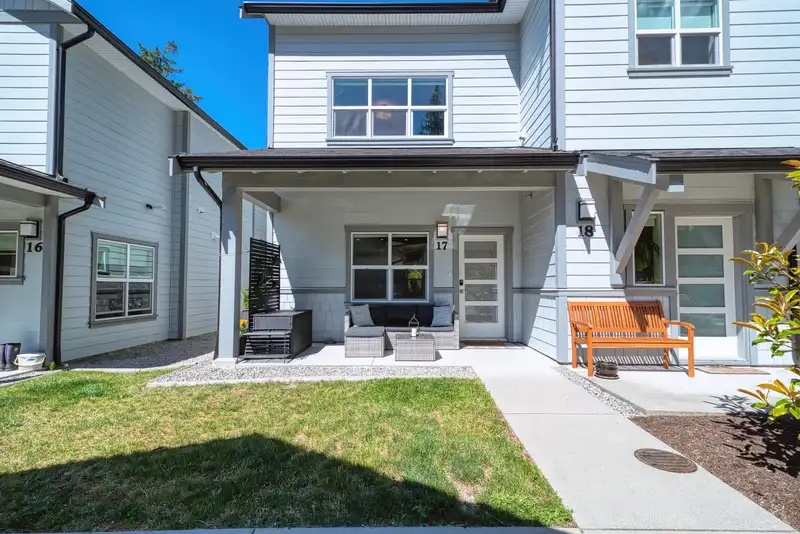 17 950 WOODSWORTH ROAD - photo 1 of 35