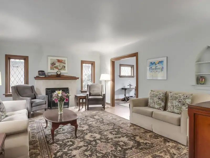3238 W KING EDWARD AVENUE - photo 3 of 40