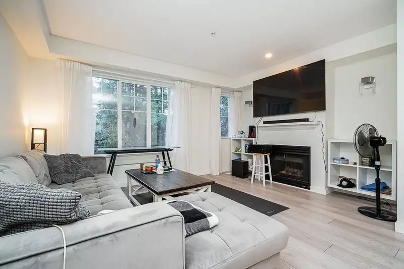66 20176 68 AVENUE - photo 2 of 28