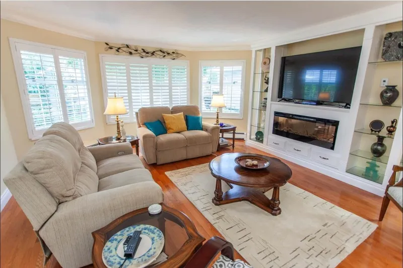 12665 24A AVENUE - photo 4 of 21