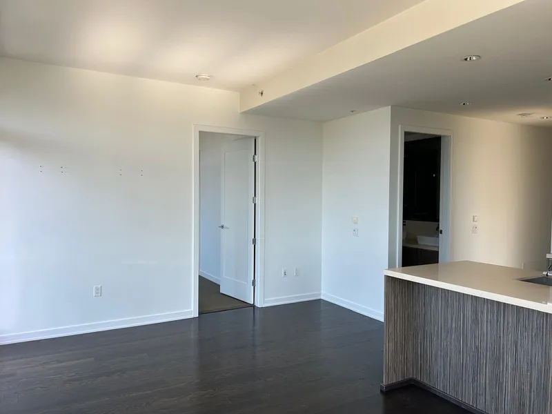 1010 1661 ONTARIO STREET - photo 3 of 17