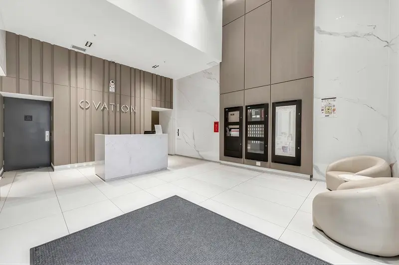 1609 823 CARNARVON STREET - photo 2 of 25