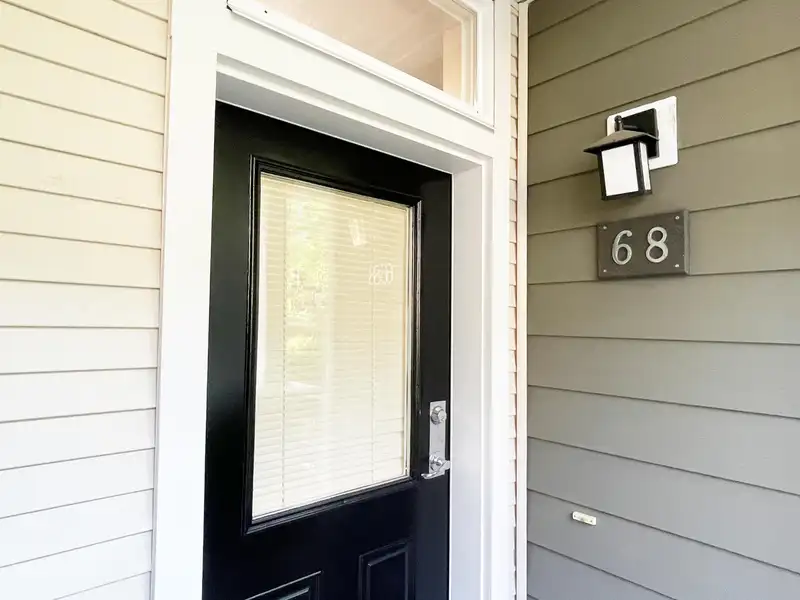 68 6878 SOUTHPOINT DRIVE - photo 3 of 40