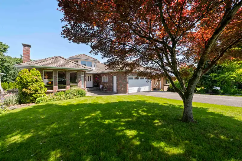 4687 GRASSMERE STREET - photo 1 of 40