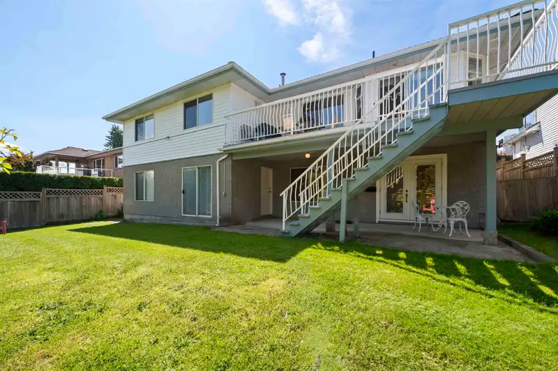 4687 GRASSMERE STREET - photo 3 of 40