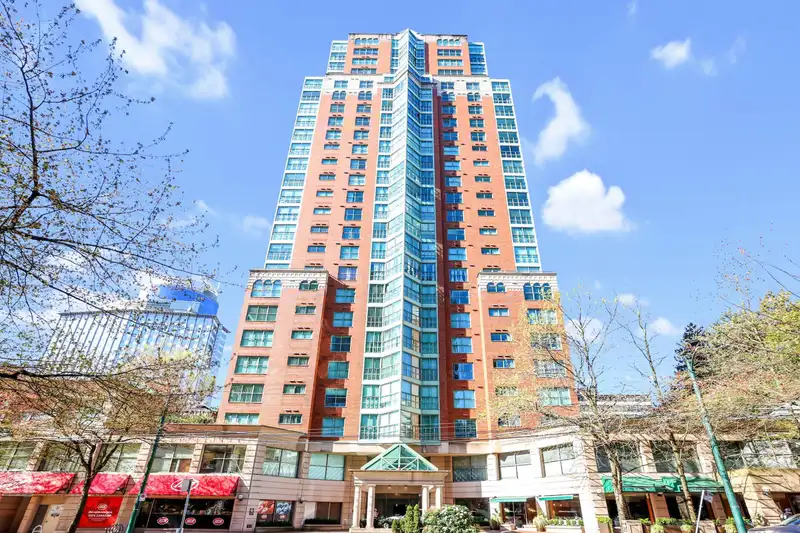 1402 909 BURRARD STREET - photo 1 of 36