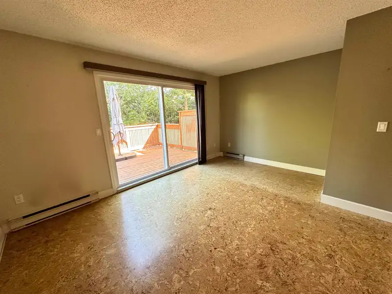 3 308 HIGHLAND WAY - photo 2 of 15