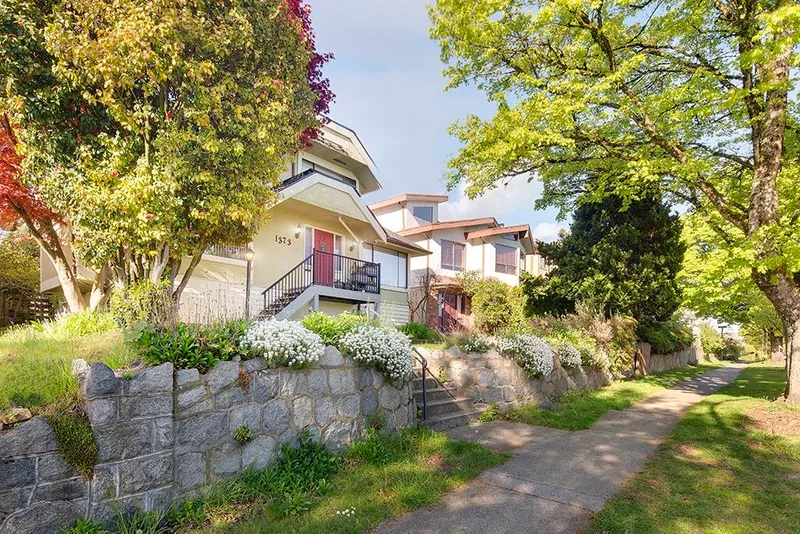 1373 W 64TH AVENUE - photo 3 of 25