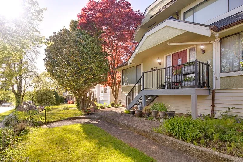 1373 W 64TH AVENUE - photo 4 of 25