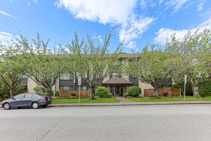 206 1531 MERKLIN STREET - photo 1 of 21