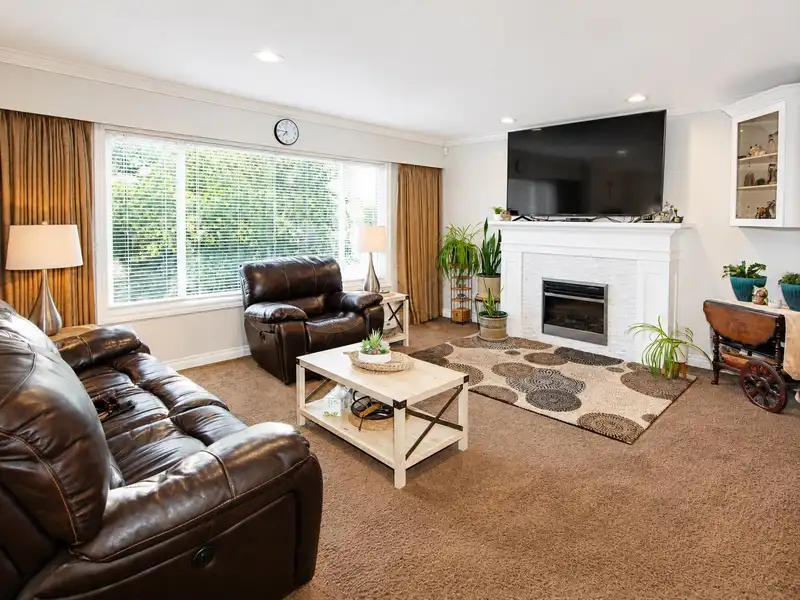 6780 SCHOOL LANE - photo 3 of 37