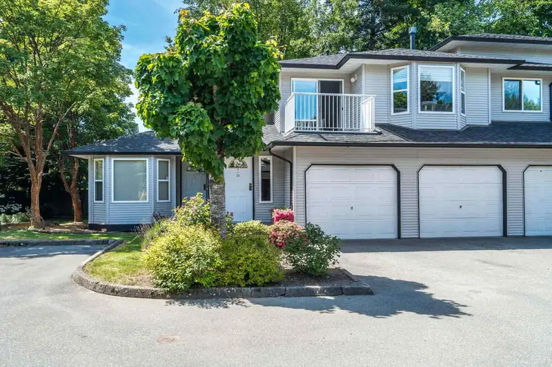20 34332 MACLURE ROAD - photo 2 of 35