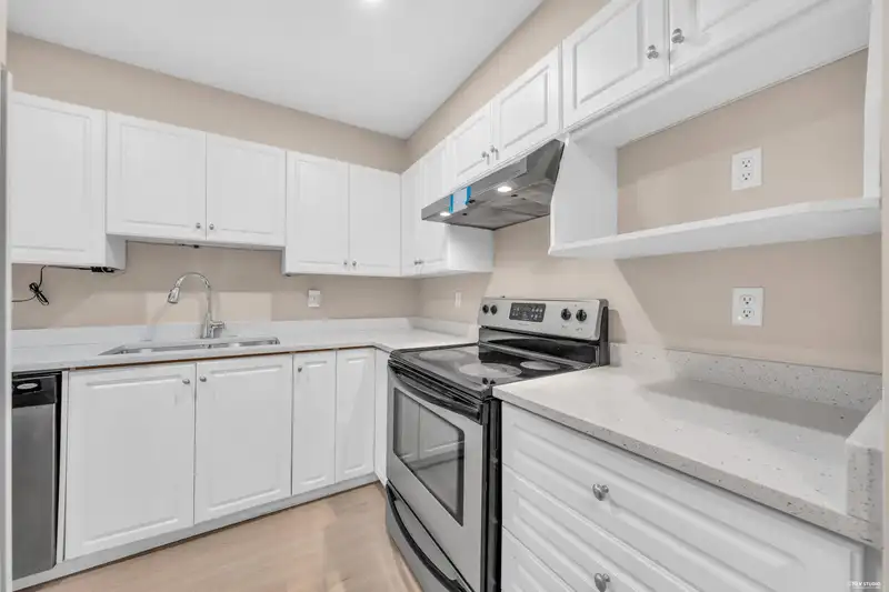 107 515 WHITING WAY - photo 3 of 26