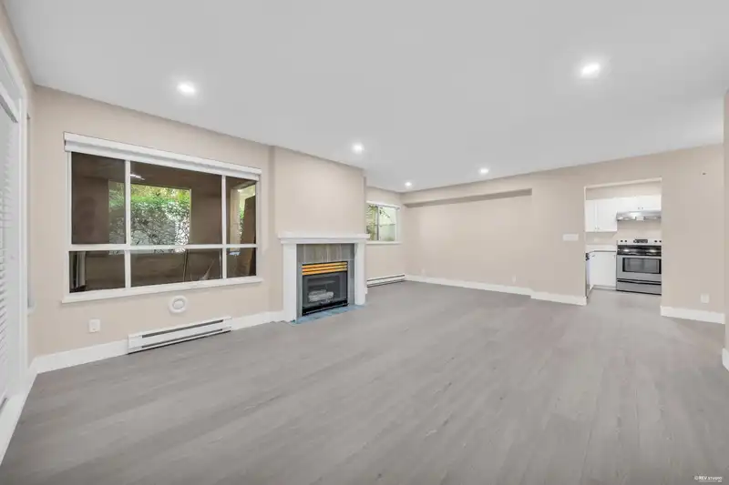 107 515 WHITING WAY - photo 4 of 26