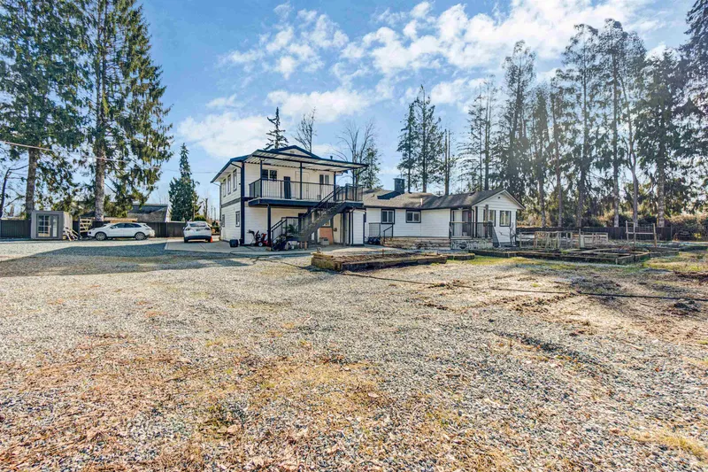 1128 DEVON STREET - photo 4 of 25