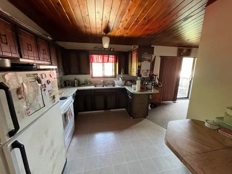 32173 SCOTT AVENUE - photo 2 of 13