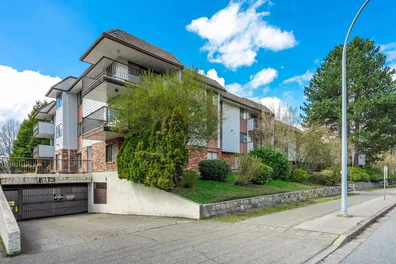 206 7473 140 STREET - photo 2 of 39