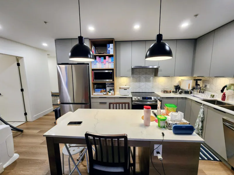 201 10778 138 STREET - photo 2 of 24