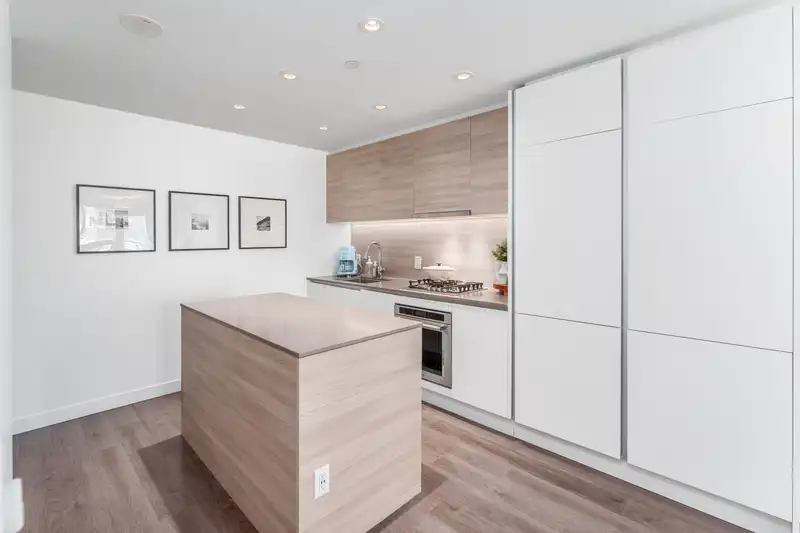 2605 988 QUAYSIDE DRIVE - photo 4 of 35