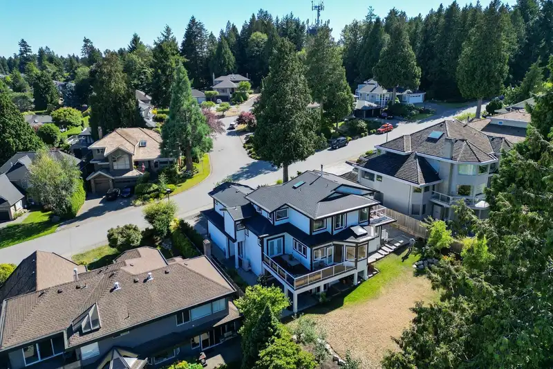 1243 PACIFIC DRIVE - photo 1 of 40