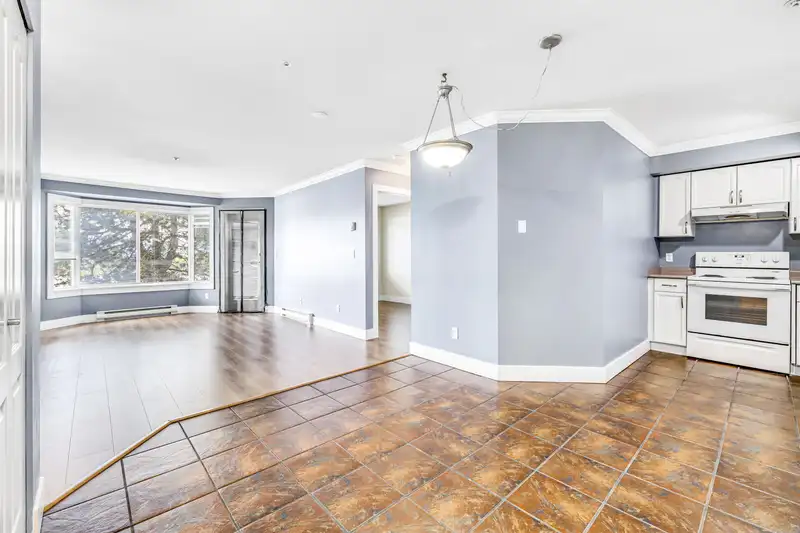 338 33173 OLD YALE ROAD - photo 1 of 17