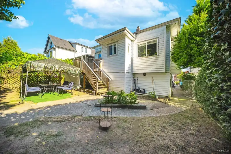 3340 ADANAC STREET - photo 1 of 39