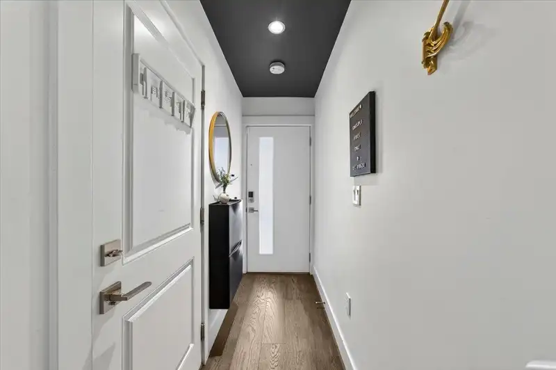 25 3535 PRINCETON AVENUE - photo 3 of 26