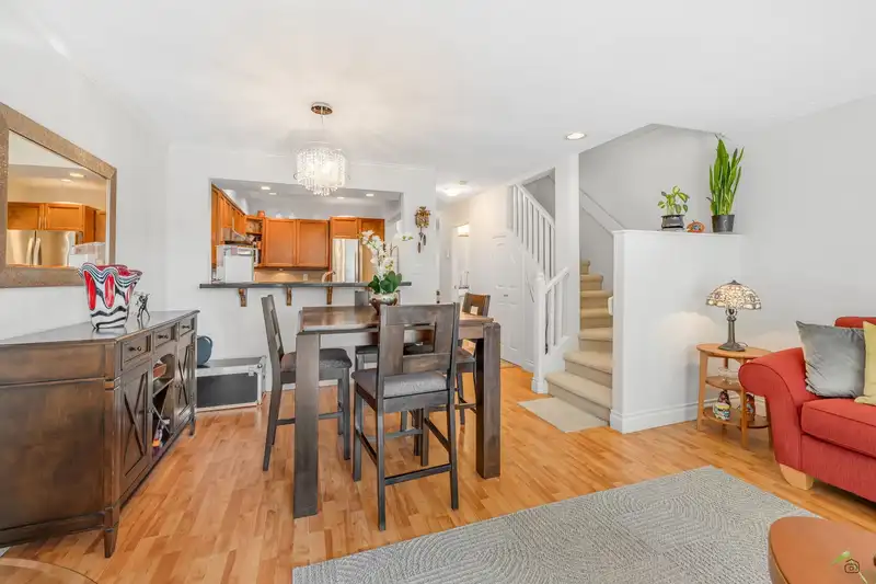 21 1828 LILAC DRIVE - photo 1 of 19