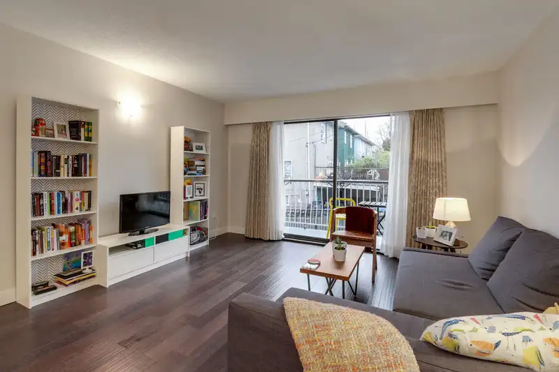 203 1611 E 3RD AVENUE - photo 1 of 40