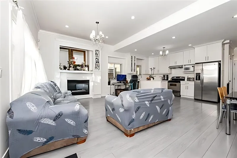 5461 MANOR STREET - photo 2 of 25