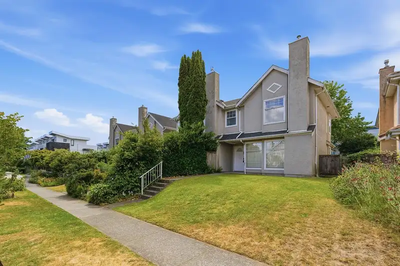 6 8291 FRENCH STREET - photo 4 of 23