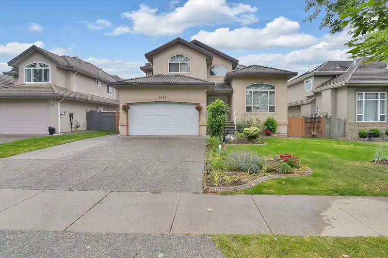 6188 127 STREET - photo 4 of 25