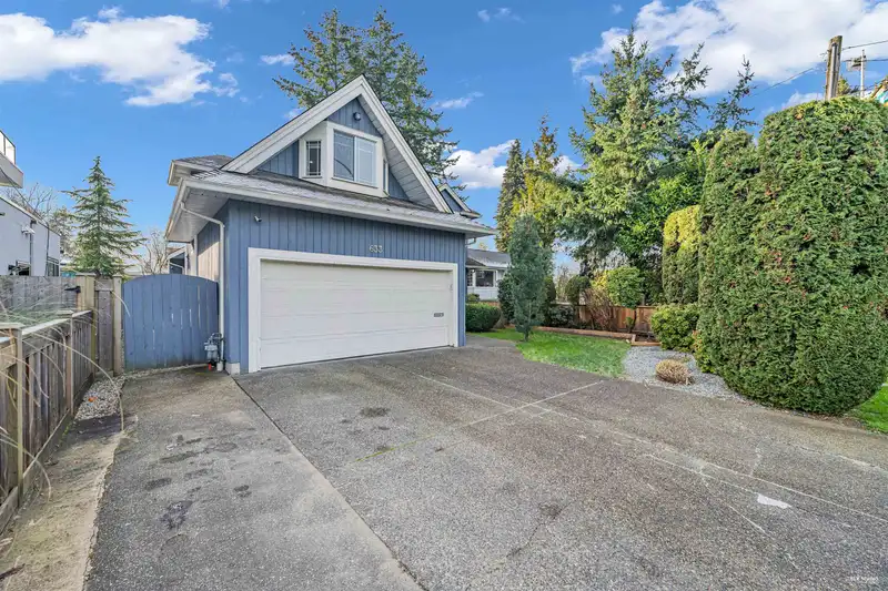 633 FIR STREET - photo 2 of 39