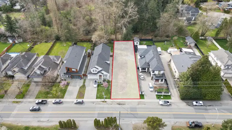 2083 156 STREET - photo 4 of 6