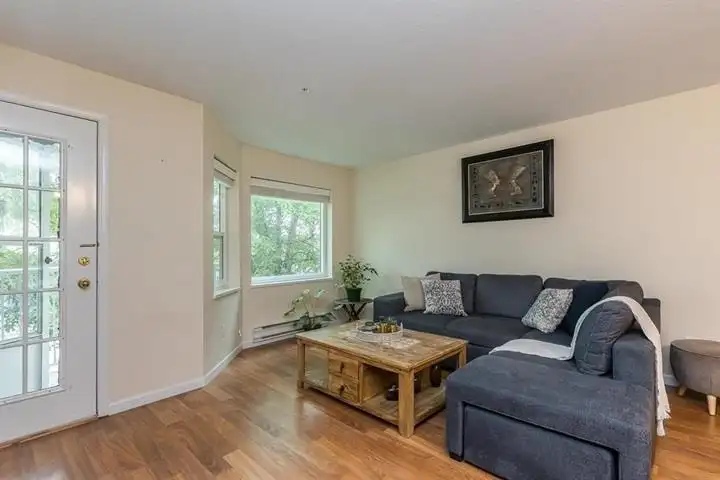 204 19236 FORD ROAD - photo 4 of 21