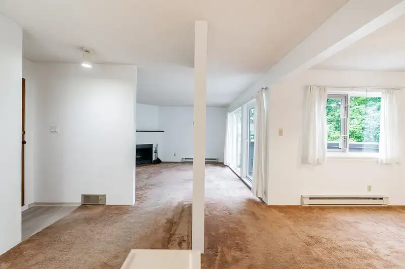 1304 W 7TH AVENUE - photo 1 of 40