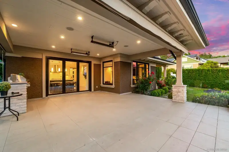 1208 HAYWOOD AVENUE - photo 3 of 38