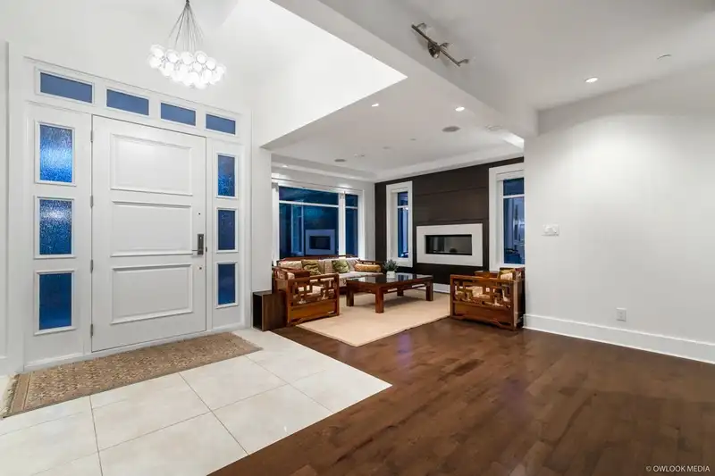 1208 HAYWOOD AVENUE - photo 4 of 38