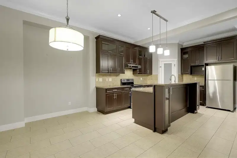 7331 196 STREET - photo 3 of 26
