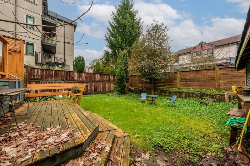 660 W 13TH AVENUE - photo 2 of 23