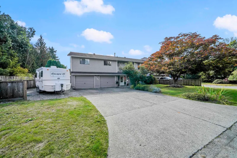 2160 DORSET AVENUE - photo 2 of 25