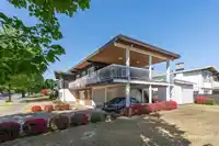 6858 TYNE STREET - thumbnail 32