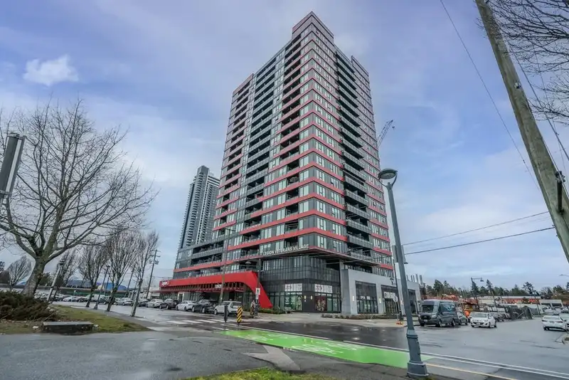 1904 10626 CITY PARKWAY - photo 1 of 30
