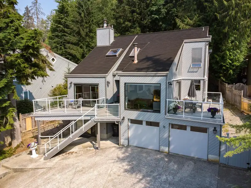 15 CRAWFORD BAY - photo 1 of 40