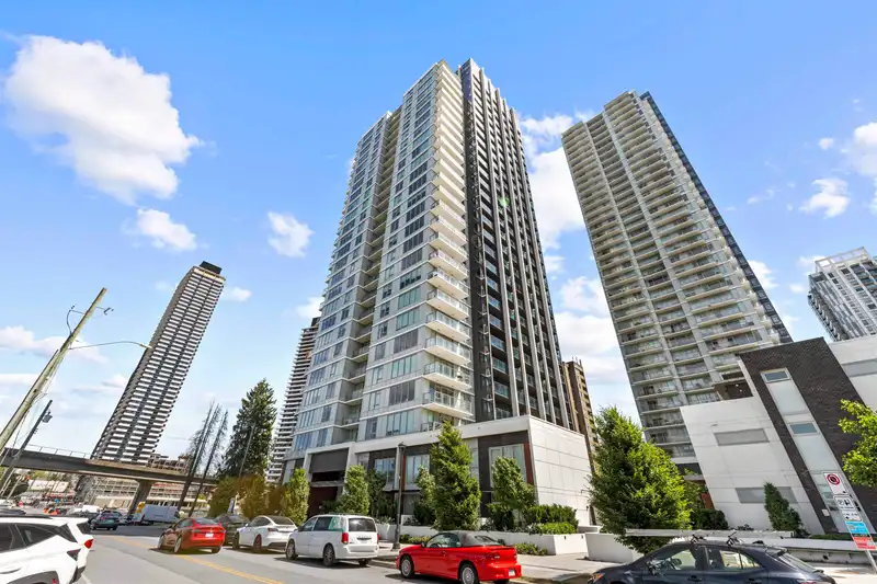 307 13428 105 AVENUE - photo 1 of 35