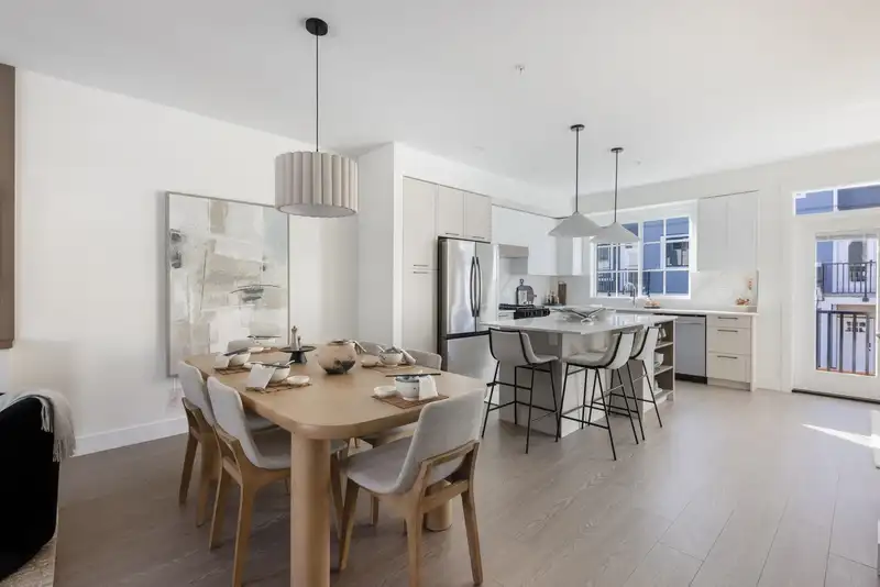 58 20650 78 AVENUE - photo 4 of 13