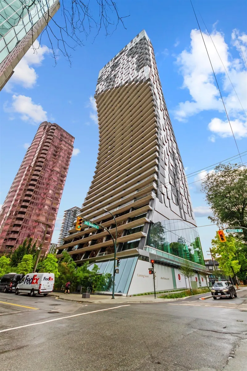 2702 1568 ALBERNI STREET - photo 1 of 14