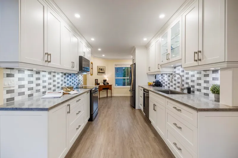 109 10250 155A STREET - photo 4 of 25