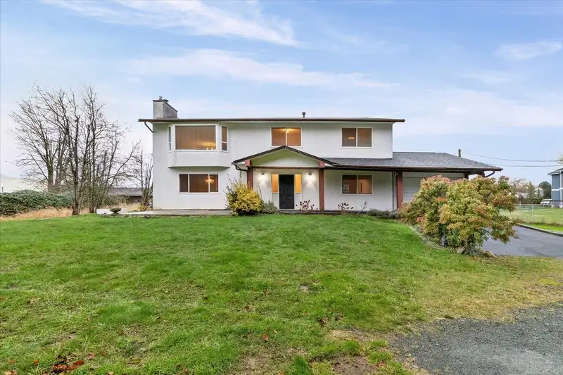 43025 VEDDER MOUNTAIN ROAD - photo 1 of 40