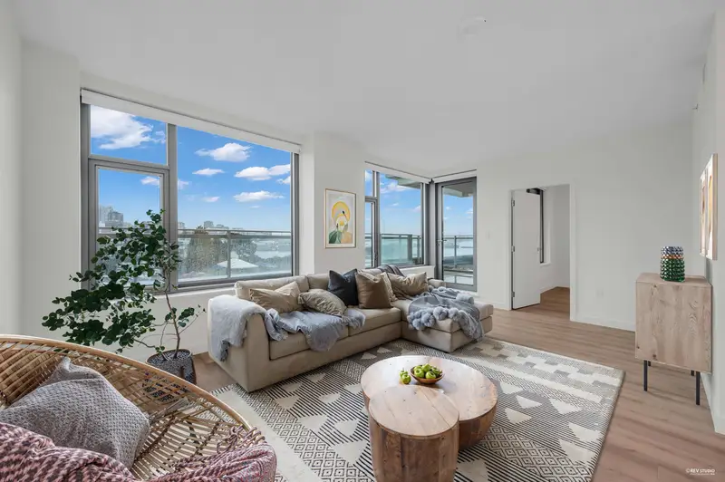 320 755 HARBOURSIDE DRIVE - photo 1 of 1